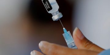 Este país aprobó vacunas adaptadas a la variante Ómicron
