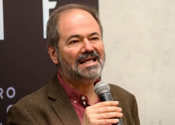 Juan Villoro gana importante reconocimiento, te contamos