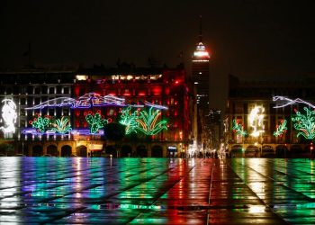 ¡Todo listo para los festejos! Supervisa Martí Batres accesos al Zócalo