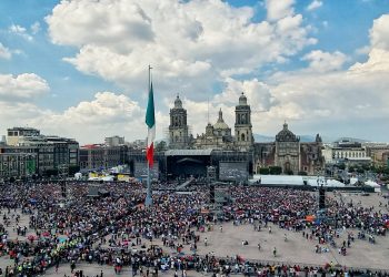 Esto dijo el Gobierno capitalino luego de que asistentes al concierto de Grupo Firme rompieran cerco de seguridad