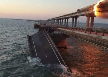 Una fuerte explosión destruye la joya de Putin