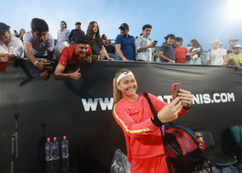 Bouzkova elimina a la última latina