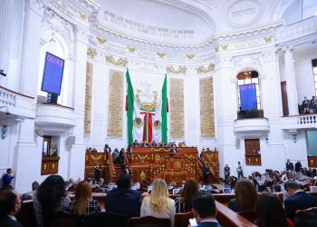 Vive Sheinbaum día de campo durante informe de Gobierno en Congreso capitalino