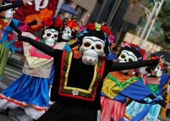 Gran interés despertó el desfile por el Día de Muertos en CDMX, aquí las imágenes