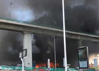 Fuerte incendio se registra en San Jerónimo y Periférico