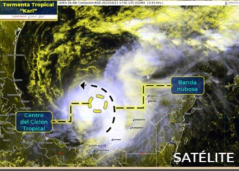 Karl mantiene la fuerza de los vientos en su trayectoria rumbo a México