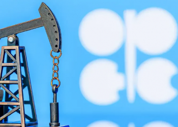 La OPEP+ decide bajar su oferta petrolera, aquí los detalles