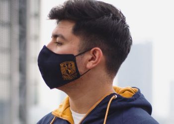 Esto es lo que dijo la UNAM del uso de cubrebocas en espacios cerrados