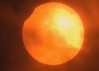 Así fue el eclipse de sol parcial