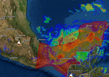 México cierra puertos y prevé lluvias en seis estados por impacto de Karl