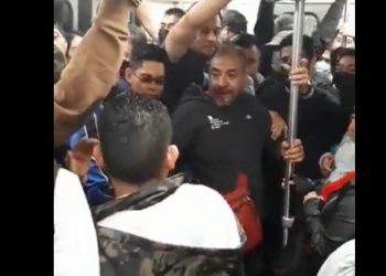 Defienden a mujer de acoso y resultan lesionados en Metro Chabacano