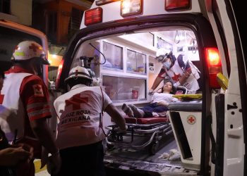 Cientos de estudiantes se intoxican con agua contaminada en Chiapas