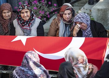 Suben los muertos tras accidente minero en Turquía