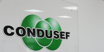 ¡Cuidado! CONDUSEF lanza alerta nacional por falsos gestores y ex empleados.