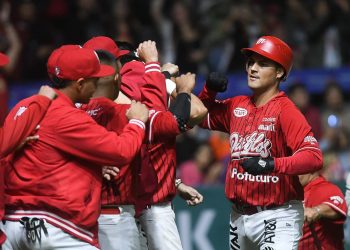 Diablos debuta con triunfo en la Liga Invernal