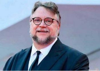 Guillermo del Toro extenderá beca a jóvenes animadores en honor a su madre