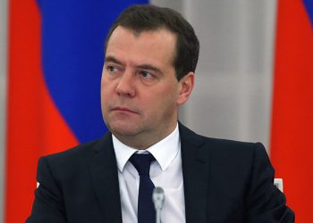 Entrega de armas israelíes a Kiev dañará relaciones con Rusia, según Medvédev
