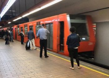 Reportan incendio en la estación Viveros del Metro