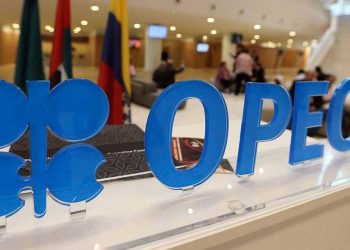 La OPEP revisa a la baja los pronósticos de demanda de crudo para 2022 y 2023
