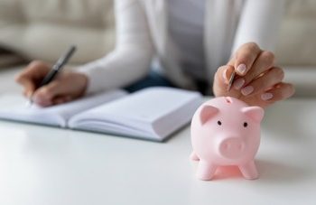 ¿Qué es la pensión no contributiva? acá te decimos