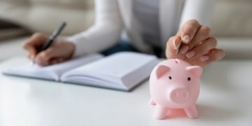 ¿Qué es la pensión no contributiva? acá te decimos