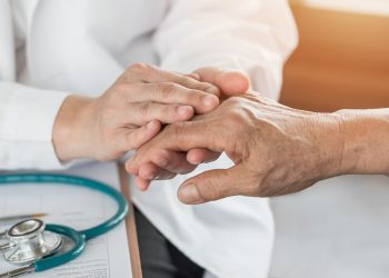 El gobierno debe garantizar que tienen capacidad, para atender a los pacientes: Gutiérrez