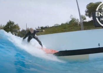 Surfear a oscuras. Aitor Francesena