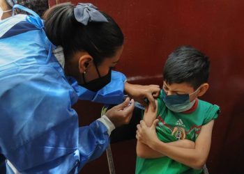 Vacunación para niños 5 y 6 años contra COVID en el Edomex