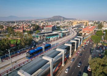 Lamentan falta de atención por parte de Sheinbaum en obras de Trolebús elevado