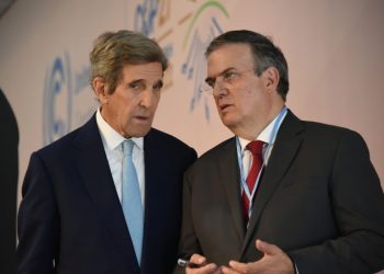 John Kerry da positivo a COVID-19 durante la COP27