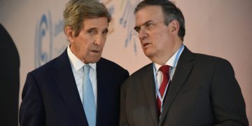 John Kerry da positivo a COVID-19 durante la COP27