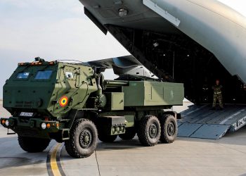 Portaaviones de EU y aliados inician operaciones en el Mediterráneo