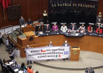 Senado recibe en sesión solemne al presidente de Chile, quien se pronunció por más y no menos democracia