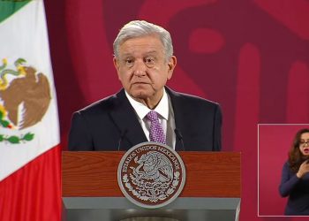 López Obrador no considera grave el brote de gripe aviar en México