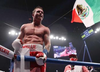 Canelo se disculpa con Messi y Argentina tras comentarios “fuera de lugar”