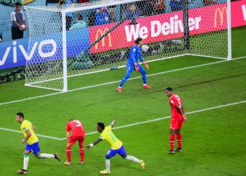 Casemiro es el mejor centrocampista del mundo: Tite