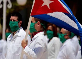 Avanza el envío de médicos cubanos a México