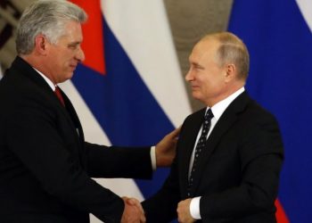 Vladimir Putin se reunirá este martes con el presidente de Cuba