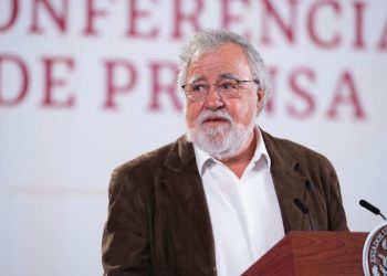 Esto dijo López Obrador sobre las denuncias contra Alejandro Encinas