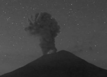 El Popo registra una impresionante explosión