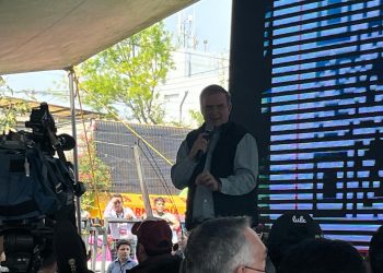 Marcelo Ebrard se reúne con vecinos de Coyoacán, esto dijo