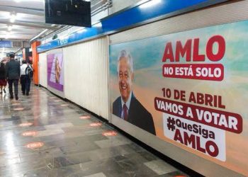 Metro se deslinda de publicidad que convoca a marcha de AMLO