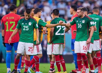 México se aferra a la esperanza y a las matemáticas