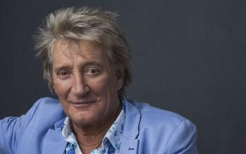¿Esta es la razón por la que Rod Stewart rechazó cantar en el Mundial?