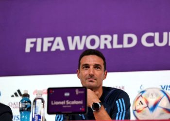 Messi está bien, no tiene ningún problema: Scaloni