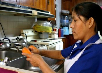 Este es el número de trabajadores del hogar registrados en el IMSS