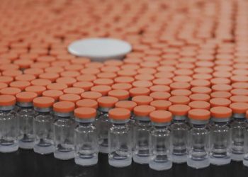 Mercado global de vacunas está concentrado en sólo 10 fabricantes denuncia la OMS