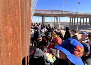 Supremo de EU ordena mantener cautelarmente el Título 42