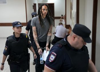 Rusia y Estados Unidos intercambian prisioneros entre ellos la basquetbolista Brittney Griner