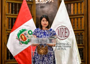 Perú expulsa a embajador mexicano tras injerencia en asuntos internos